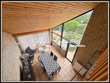 MAISON INDIVIDUELLE DE 198 m² – SEMI-PLAIN-PIED – SOUS-SOL COMPLET – BEAUX VOLUMES