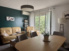 Appartement T3 traversant avec 2 extérieurs, parking, garage et cave