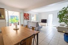 Maison familiale lumineuse avec jardin sans vis-à-vis