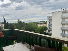 Appartement T3 traversant avec 2 extérieurs, parking, garage et cave