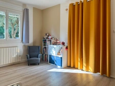 Maison familiale de plain-pied de 150 m², au fond d’une impasse, sans vis-à-vis et au calme