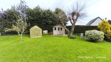 Single-story house for sale in NEVILLE (76), 7 rooms, 173 m², 3/4 bedrooms - 1400 m² of land with garage. Energy rating: C