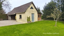 Single-story house for sale in NEVILLE (76), 7 rooms, 173 m², 3/4 bedrooms - 1400 m² of land with garage. Energy rating: C