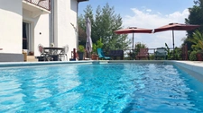 House for sale 8 rooms 193 m² NEAR AIRE SUR L'ADOUR (40) 5 Bedrooms-Garage-1900 m² of land with swimming pool.