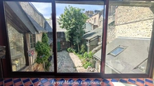 FECAMP real estate complex comprising 1 studio; 1 F2 apartment; 1 F6 apartment; 1 workshop of 100 m² and a courtyard of 180 m².