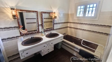 Detached house near Fécamp, 152 m² of living space on a full basement. Outbuilding of 80 m² - 5 bedrooms - 1000 m² of land.