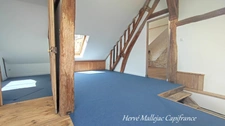 FECAMP real estate complex comprising 1 studio; 1 F2 apartment; 1 F6 apartment; 1 workshop of 100 m² and a courtyard of 180 m².