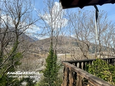 Chalet bois à fort potentiel à rénover au coeur du village d'Orcières