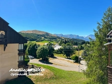 Duplex à rénover avec balcon et grand garage
