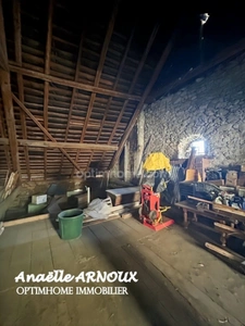 Maison en pierre authentique 