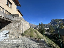Grand duplex meublé 4 pièces proche station de ski avec terrain 