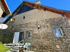 Maison en pierre authentique 