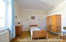LA FERE, MAISON 200M² 5 CHAMBRES, GARAGES ET BATIMENT DE 400M²