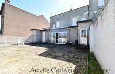 LA FERE, MAISON 200M² 5 CHAMBRES, GARAGES ET BATIMENT DE 400M²