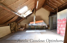 LA FERE, MAISON 200M² 5 CHAMBRES, GARAGES ET BATIMENT DE 400M²