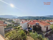 Maison familiale avec jardin et vue montagne, à PRADES