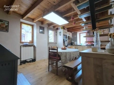 Maison de village en pierre et bois, FUILLA
