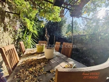 Maison de ville atypique avec jardin et dépendance, rare sur le marché !