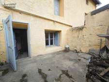 Maison de village avec cour – 5 chambres – Sahorre (66)