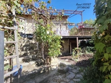 Maison de village en pierre et bois, FUILLA