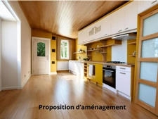 Rare Maison de village, de plain pied, avec jardinet à CLARA