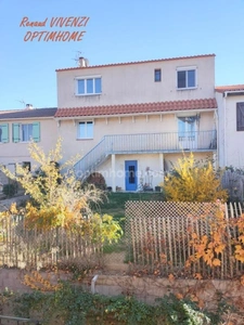 Maison familiale avec jardin et vue montagne, à PRADES