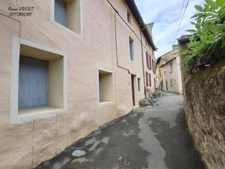 Maison de village avec cour – 5 chambres – Sahorre (66)