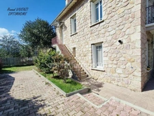 Maison de famille ou chambre d'hôtes, à CODALET