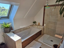Maison individuelle 5 chambres offrant 182m2 hab sur parcelle de 860m2