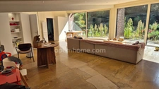 Villa d'architecte plain pied 298m2 sur parcelle de 5983m2