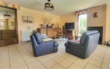Maison individuelle 4 chambres + 1 bureau + jardin + garage 2V
