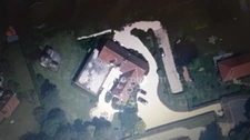 Propriété 330m2 avec piscine intérieure sur 3790m2