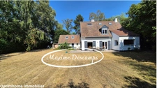 Maison individuelle 5 chambres offrant 180m2 hab sur parcelle de 1124m2 au Bois d'Achelles