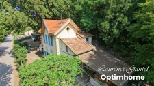 Maison atypique avec dépendance sur 1 550 m², sans vis-à-vis, à Barrême