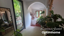 Maison atypique avec dépendance sur 1 550 m², sans vis-à-vis, à Barrême