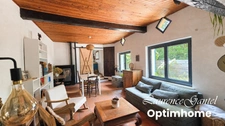 Maison atypique avec dépendance sur 1 550 m², sans vis-à-vis, à Barrême