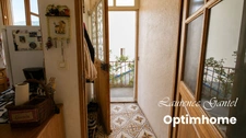 Maison de village avec balcon, vaste garage et vue sur les montagnes – Barrême