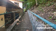 Maison atypique avec dépendance sur 1 550 m², sans vis-à-vis, à Barrême