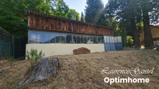 Maison atypique avec dépendance sur 1 550 m², sans vis-à-vis, à Barrême