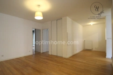 ENSEMBLE d'un Appartement 3 pièces lumineux Lyon 8 – 62 m², 2 loggias, ET garage double INCLUS