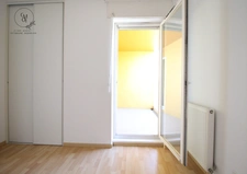 ENSEMBLE d'un Appartement 3 pièces lumineux Lyon 8 – 62 m², 2 loggias, ET garage double INCLUS