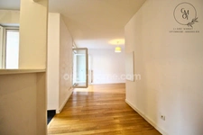 ENSEMBLE d'un Appartement 3 pièces lumineux Lyon 8 – 62 m², 2 loggias, ET garage double INCLUS