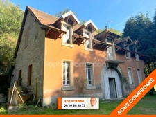 Propriété à rénover à AUBUSSON avec 3 961,00 m² proche centre-ville 	