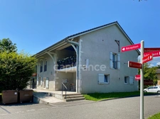 Dpt Ain (01), Investissement locatif pour  LMNP- PREVESSIN MOENS appartement T3 meublé 