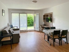 Dpt Ain (01), for sale in a serviced residence - PREVESSIN MOENS furnished T3 apartment 