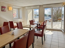 Dpt Ain (01), for sale in a serviced residence - PREVESSIN MOENS furnished T3 apartment 