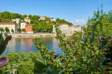 Appartement à vendre 2 pièces LYON 9EME ARRONDISSEMENT (69) - Quai de Scize - Front de Saone