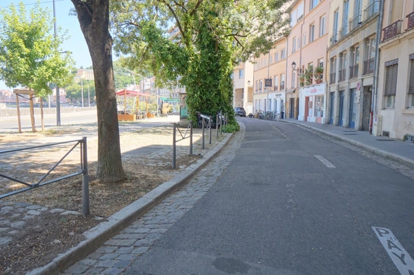 Appartement à vendre 2 pièces LYON 9EME ARRONDISSEMENT (69) - Quai de Scize - Front de Saône