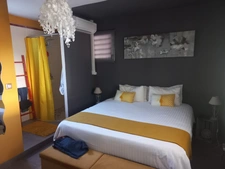 Maison à vendre 5 pièces SAINTE ANNE (971)