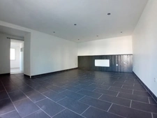Maison + 2 appartements (T2)